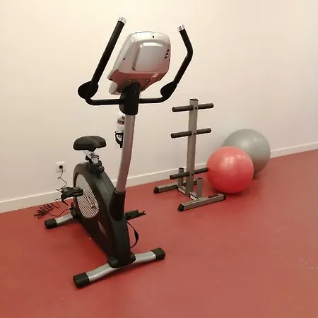 Charming Duplex With Portuguese Soul דירה *