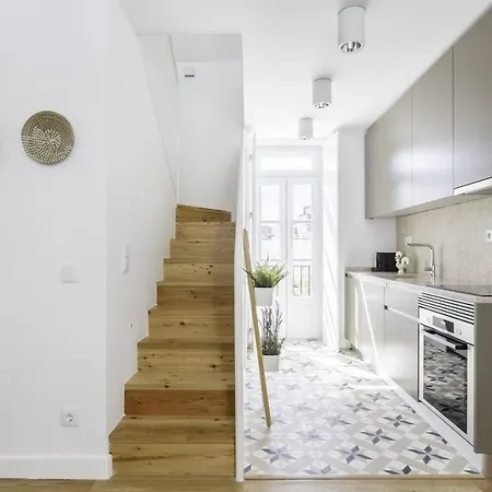 דירה Charming Duplex With Portuguese Soul