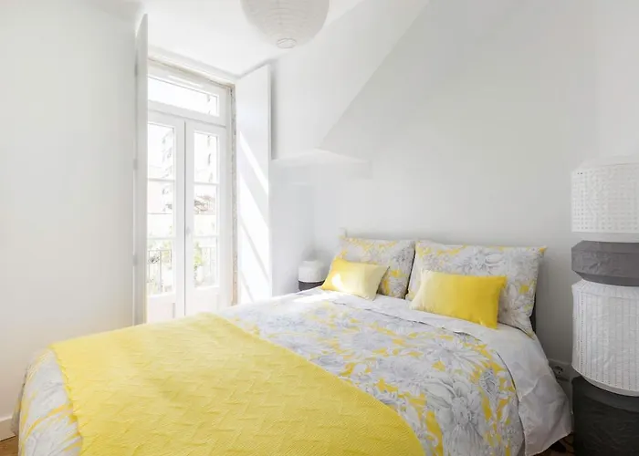 Apartman Charming Duplex With Portuguese Soul Lisboa